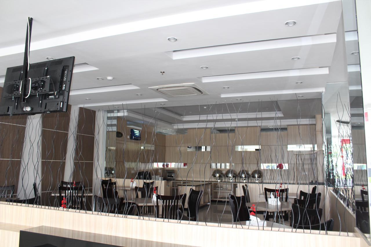 Amadeo Hotel Duri 外观 照片
